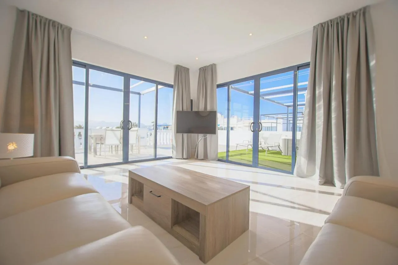Atlantico Plaza Suite 6A - 2 Beds - 2 Baths Puerto del Carmen  Apartment